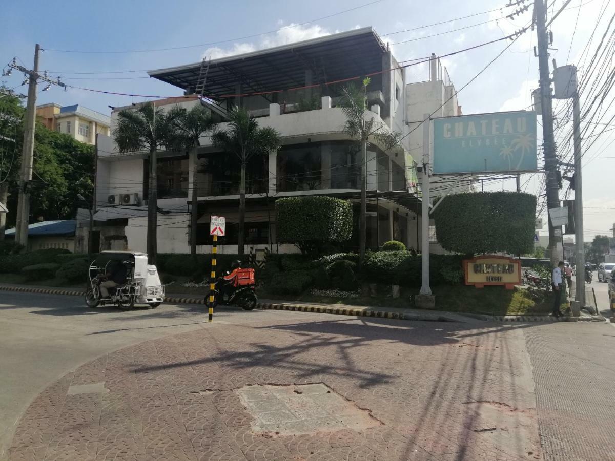 Airport Apartments Manila Paranaque City Exterior photo